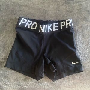 Black Nike pros